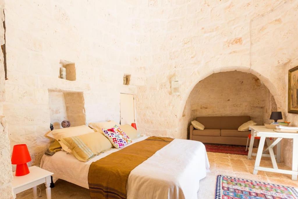L'Annamarco Private Storical Trullo And Property With Large & Nice Swiming-Pool Ostuni Luaran gambar